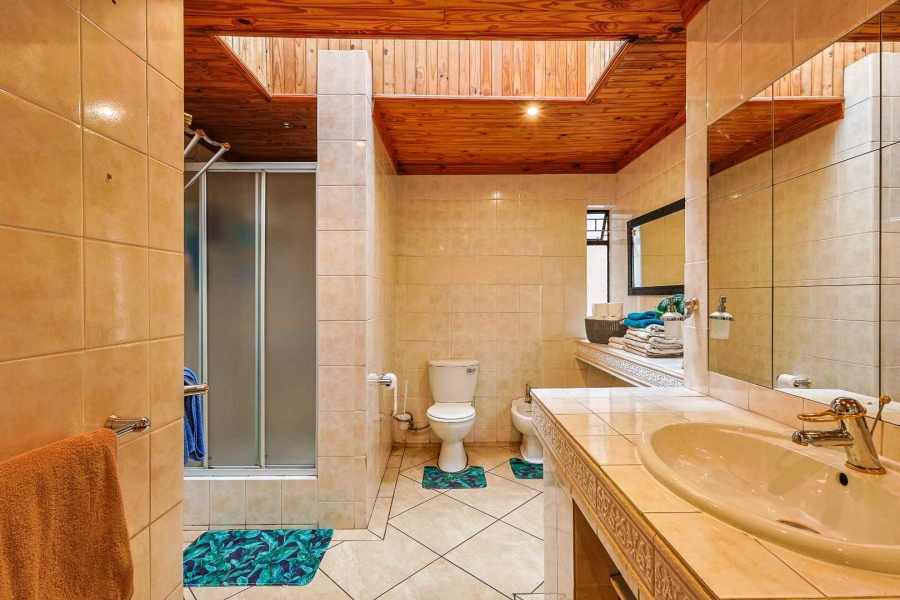 4 Bedroom Property for Sale in Hartbeespoort North West